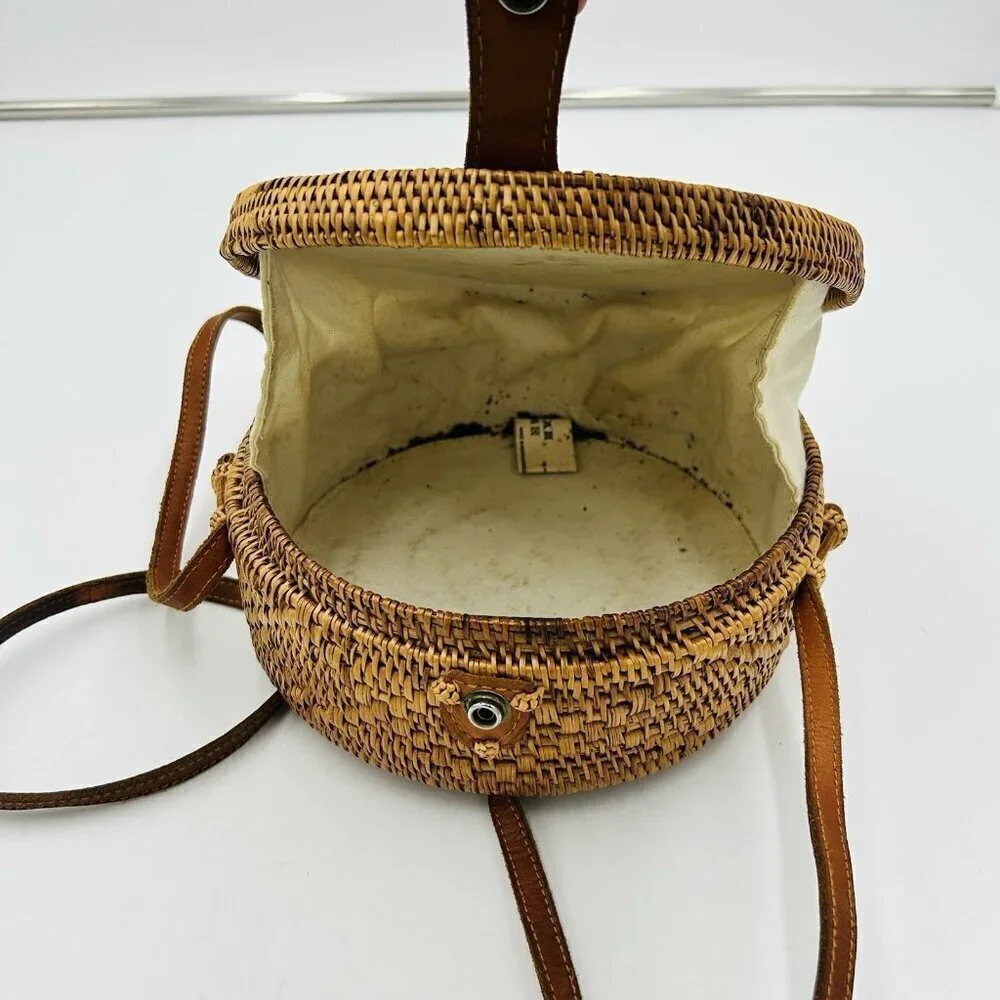 Vintage Street Level Wicker Rattan Basket Weave Crossbody Handbag Round